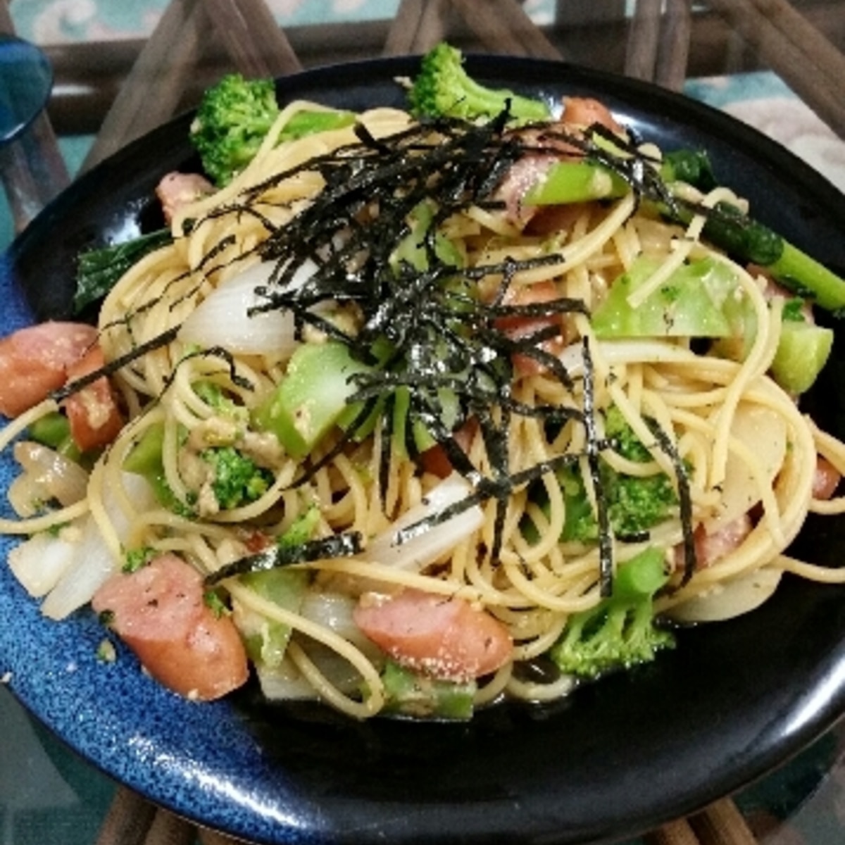 ブロッコリーとウインナーの焦がし醤油パスタ レシピ 作り方 By ちよこふ 楽天レシピ